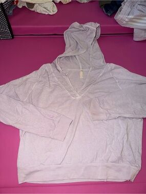 FP Movement Free People Lavender V-Neck Lightweight Hoodie Pullover Large